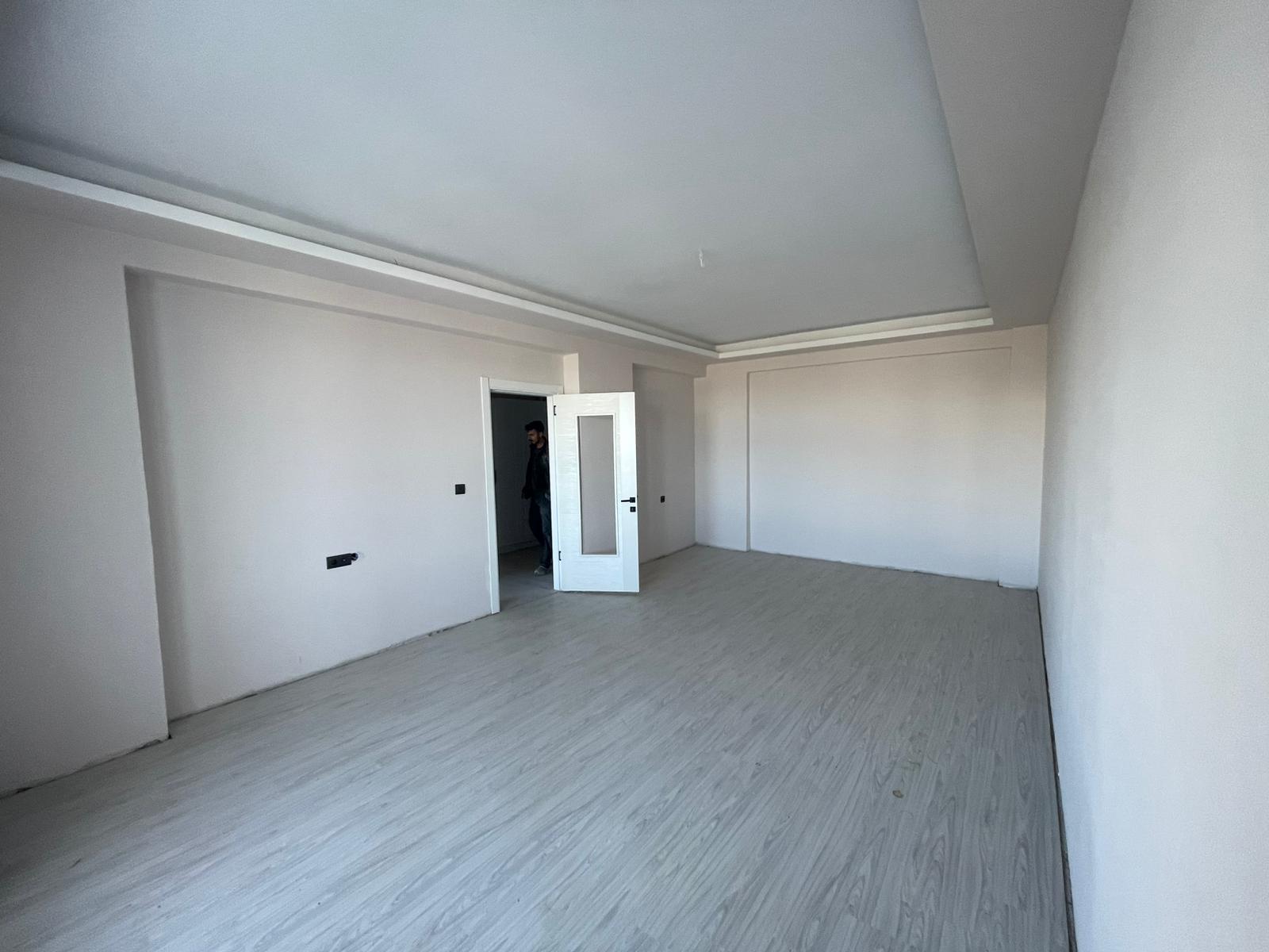 ABDURRAHMAN GAZİ'DE SATILIK 3+1 DAİRE